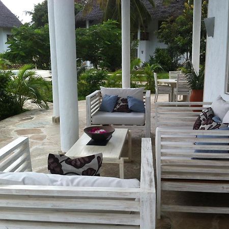 Kola Beach Resort Mambrui Exterior photo